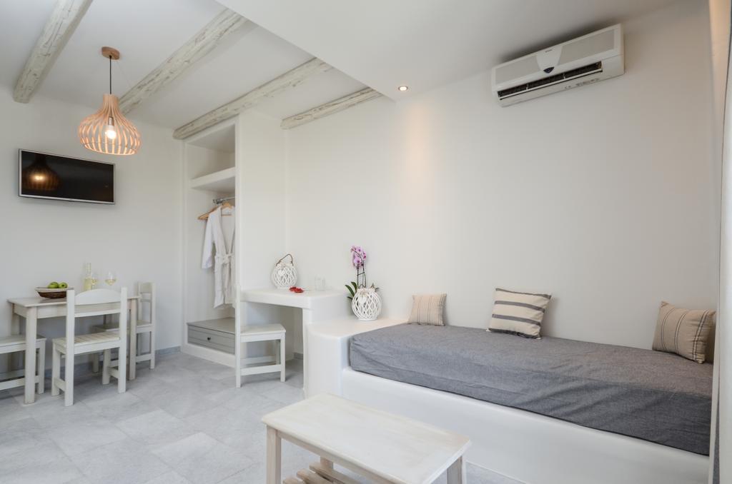 Agnadi Hotel Ajía Ána Kültér fotó